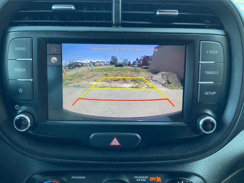 Used 2023 Kia Soul LX w/ Option Group 015 FWD image 31