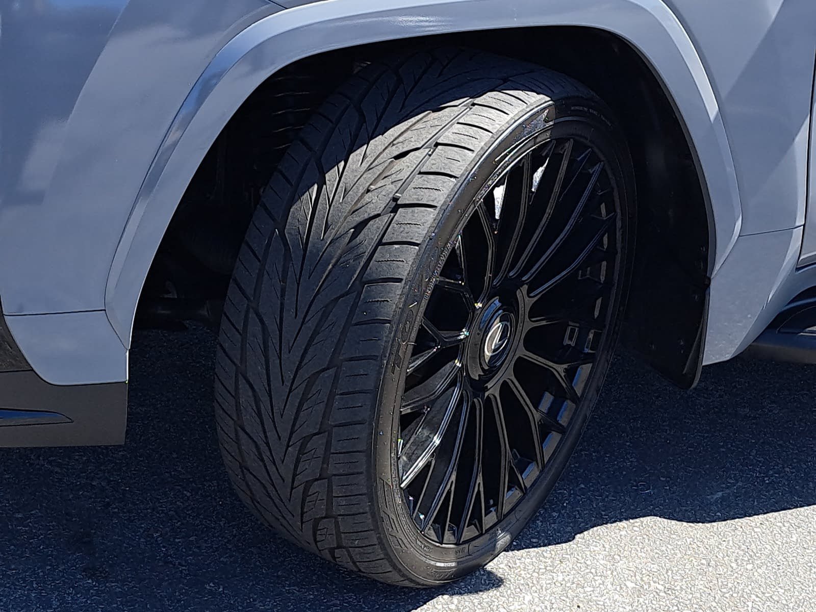 Used 2024 Lexus LX 600 F Sport AWD/4WD image 36