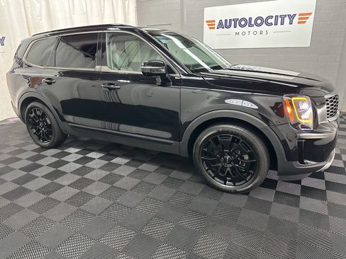 Used 2022 Kia Telluride SX w/ SX Prestige Package AWD/4WD image 4