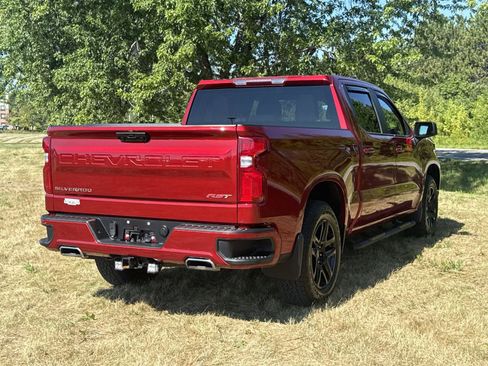 Used 2023 Chevrolet Silverado 1500 RST AWD/4WD image 9