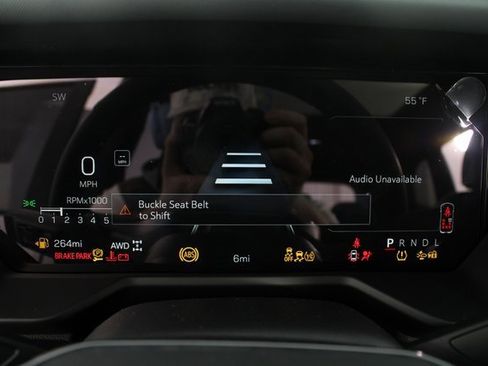 New 2026 GMC Acadia AT4 w/ Luxury Package image 14