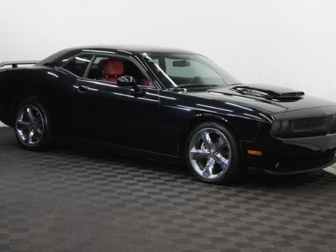 Used 2014 Dodge Challenger R/T Plus RWD image 1