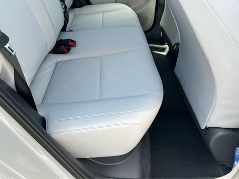 Certified 2026 Hyundai Kona SE AWD/4WD image 21