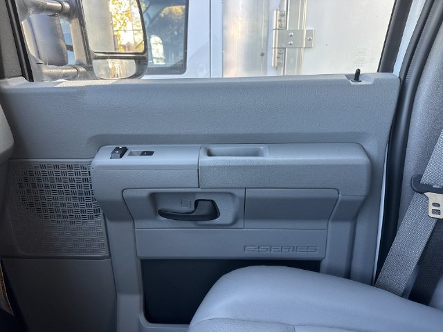New 2026 Ford E-450 and Econoline 450 Super Duty w/ Power Equipment Group RWD image 27