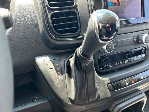 New 2024 RAM ProMaster 2500 w/ Convenience Group image 22