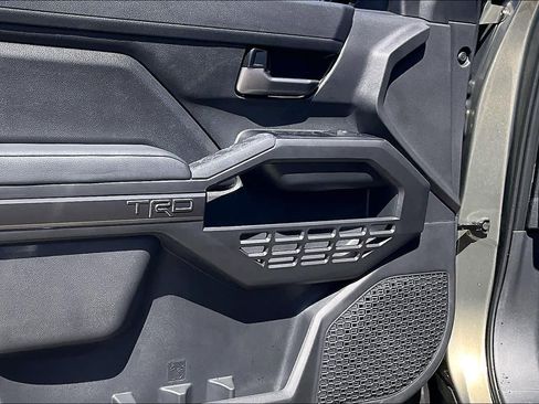 Used 2025 Toyota Tacoma TRD Sport image 20