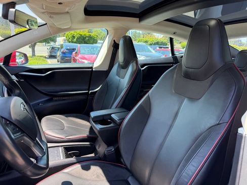Used 2013 Tesla Model S Performance RWD image 14