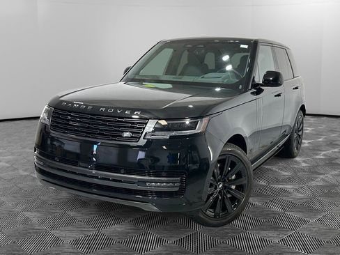 Used 2025 Land Rover Range Rover SE AWD/4WD image 1