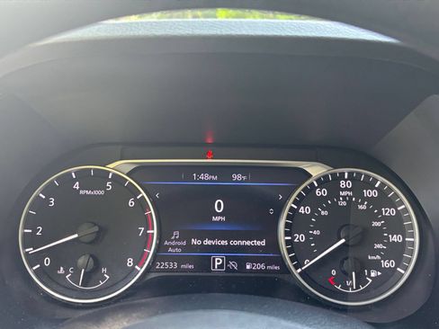 Used 2025 Nissan Sentra SV FWD image 35