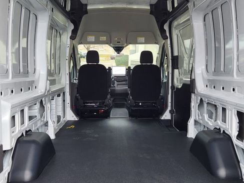 New 2026 Ford Transit 250 148 High Roof AWD image 19