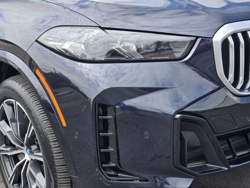 Used 2024 BMW X5 xDrive50e w/ M Sport Package AWD/4WD image 8
