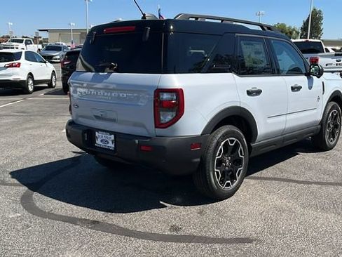 New 2026 Ford Bronco Sport Outer Banks w/ Outer Banks Tech Package+ AWD/4WD image 3