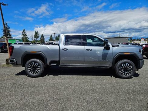 New 2026 GMC Sierra 3500 Denali Ultimate AWD/4WD image 6