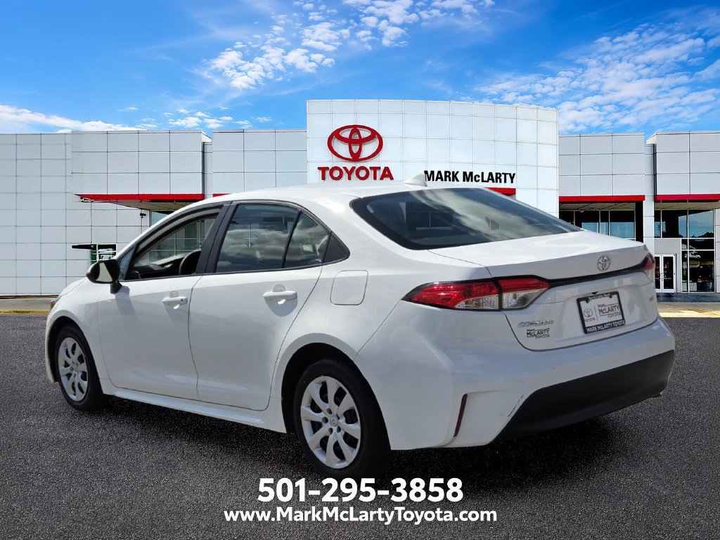 Used 2024 Toyota Corolla LE FWD image 3
