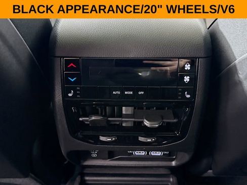 New 2025 Jeep Grand Cherokee L Limited w/ Black Appearance Package AWD/4WD image 26