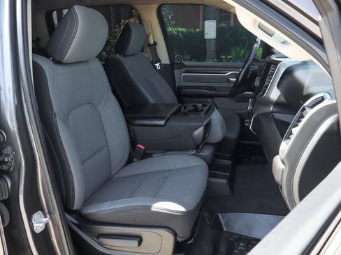 Used 2019 RAM 1500 Big Horn AWD/4WD image 42