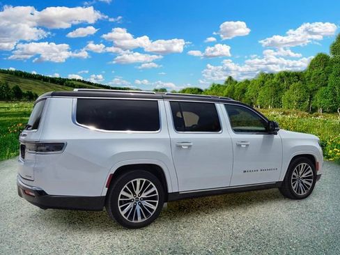 Certified 2024 Jeep Grand Wagoneer L Series III AWD/4WD image 6