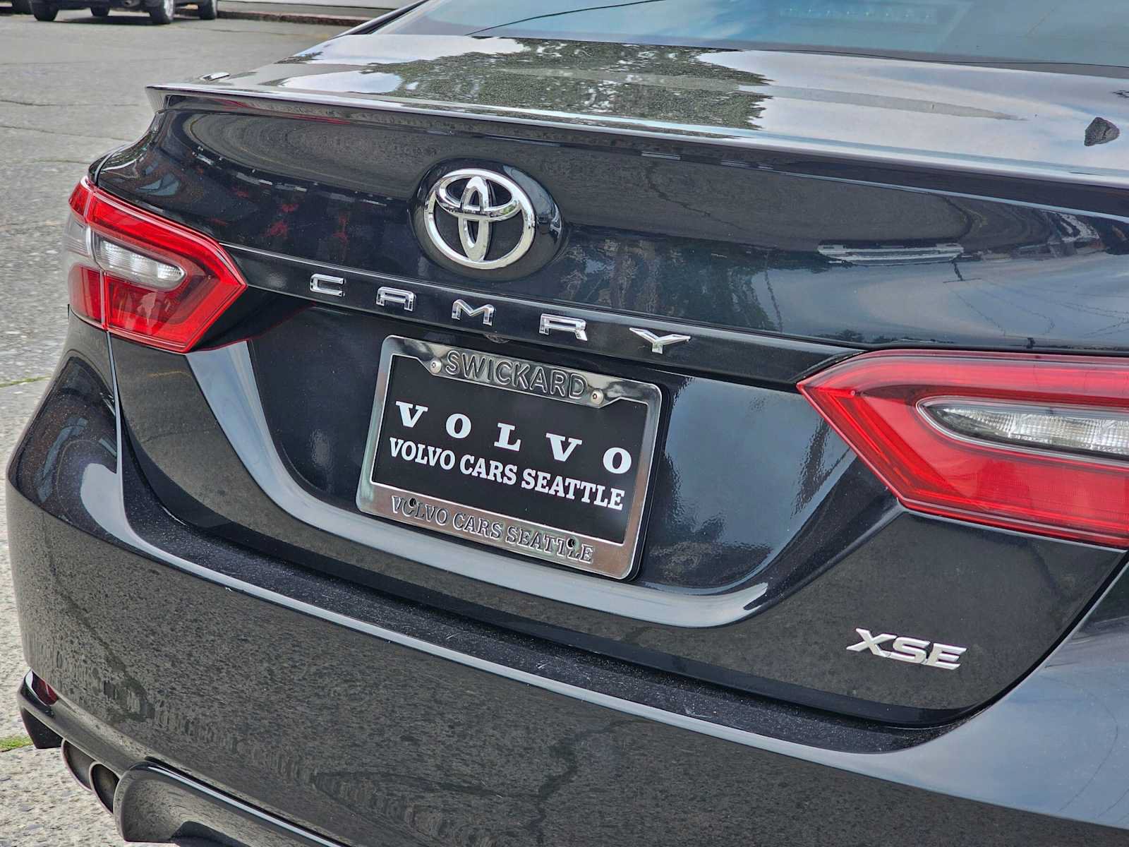 Used 2024 Toyota Camry XSE FWD image 15
