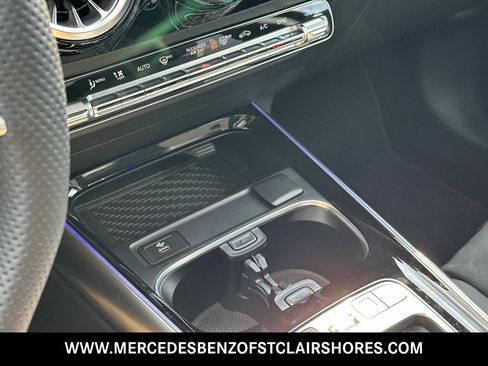 New 2025 Mercedes-Benz GLA 250 4MATIC image 30