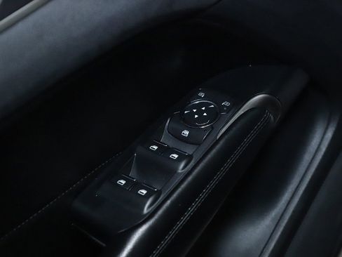 Used 2017 Lincoln MKC Premiere image 16