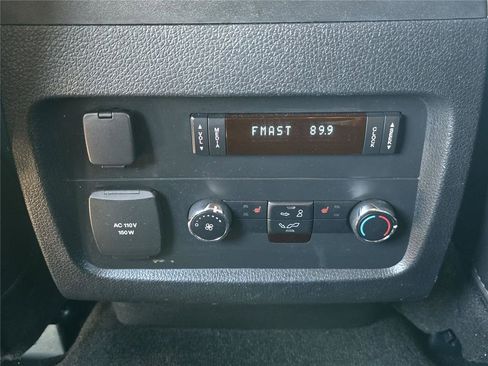 Used 2015 Ford Expedition Platinum image 14