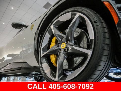 Used 2025 Ferrari Purosangue AWD/4WD image 2