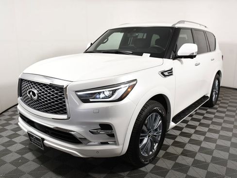 Used 2024 INFINITI QX80 Luxe AWD/4WD image 1