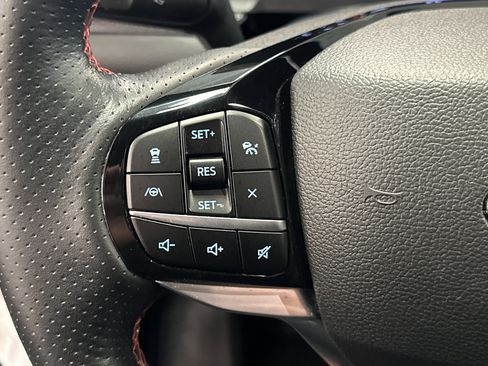 Certified 2023 Ford Explorer ST-Line w/ Class IV Trailer Tow Package image 38