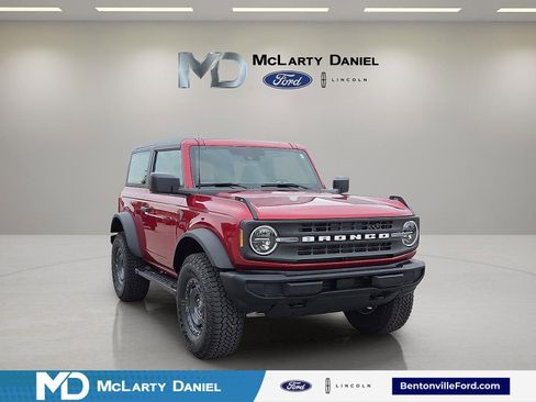New 2025 Ford Bronco 2-Door w/ Sasquatch Package AWD/4WD image 1