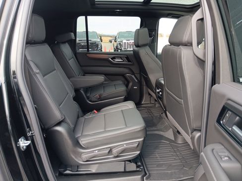 New 2026 GMC Yukon XL Denali w/ Sun & Power Step Package image 20