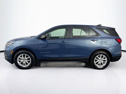 Used 2024 Chevrolet Equinox LS AWD/4WD image 7