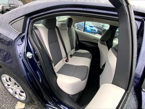 Used 2024 Toyota Corolla LE image 19