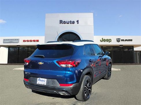 Used 2023 Chevrolet TrailBlazer ACTIV w/ Sun and Liftgate Package image 8