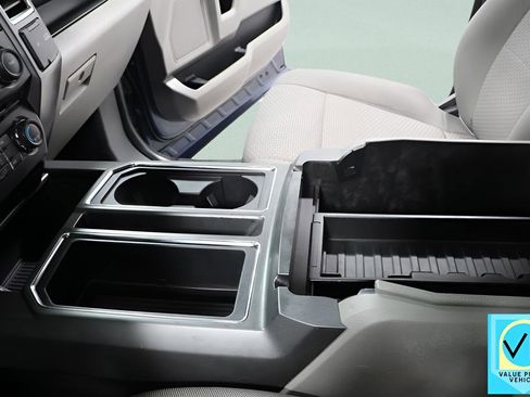 Used 2017 Ford F150 XLT w/ Equipment Group 302A Luxury image 20