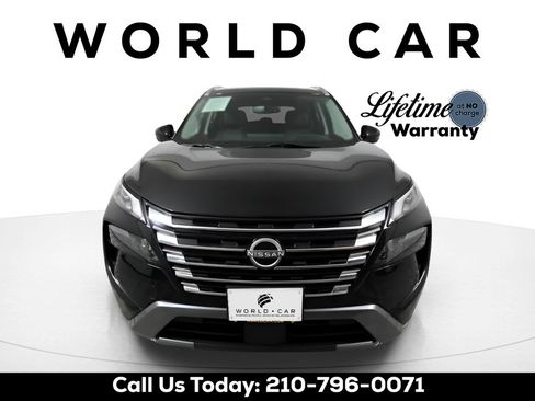 Used 2024 Nissan Rogue SL w/ SL Premium Package FWD image 15
