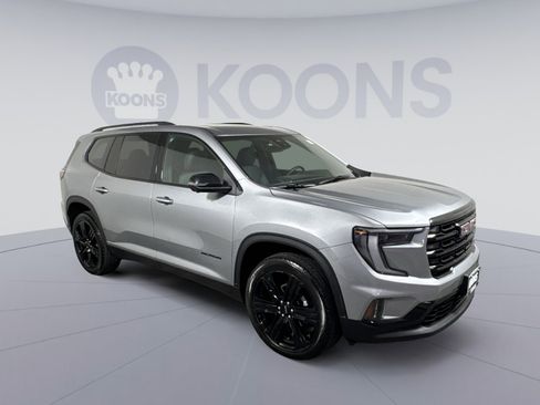 Used 2024 GMC Acadia Elevation w/ Black Edition image 10