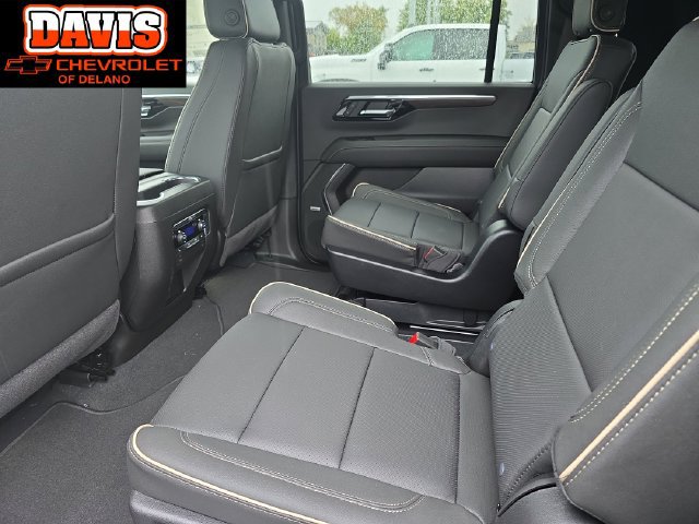 New 2027 Chevrolet Suburban Premier w/ Sun And Tow Package AWD/4WD image 17