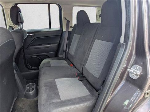 Used 2016 Jeep Patriot Sport w/ Power Value Group FWD image 12