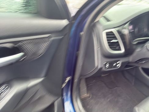 Used 2021 Kia Seltos EX image 9