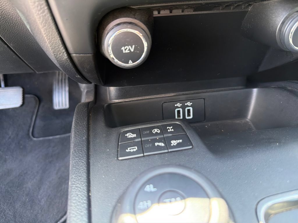 Used 2019 Ford Ranger Lariat w/ FX4 Off-Road Package AWD/4WD image 27