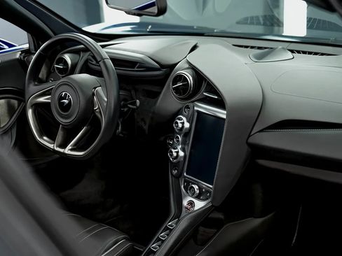 Used 2020 McLaren 720S Spider RWD image 27