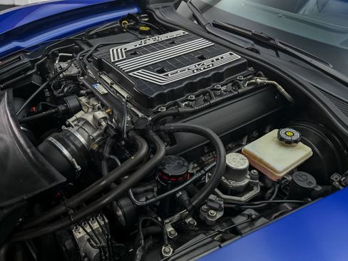 Used 2018 Chevrolet Corvette Z06 RWD image 30