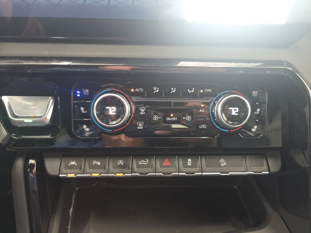 Used 2026 GMC Sierra 1500 AT4 w/ AT4 Premium Package AWD/4WD image 47