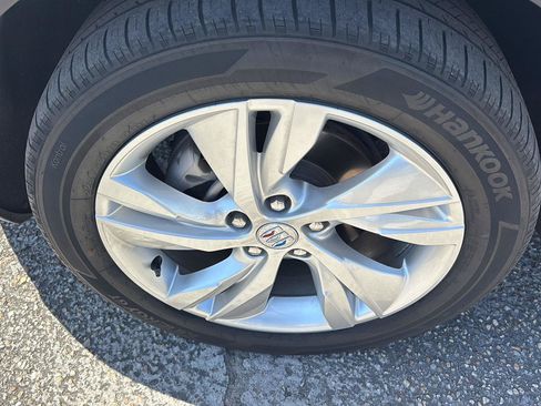 Used 2024 Buick Encore GX Preferred FWD image 12