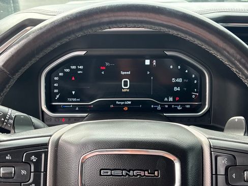Used 2022 GMC Sierra 1500 Denali AWD/4WD image 18