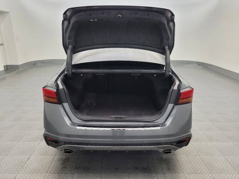 Used 2020 Nissan Altima 2.0 Platinum image 29