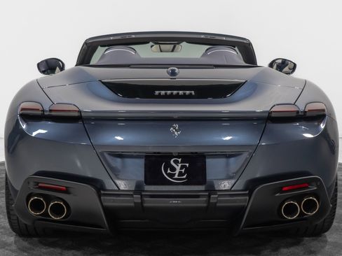 Used 2025 Ferrari Roma Spider image 5