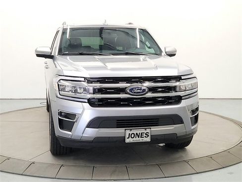Used 2024 Ford Expedition Max Limited image 2
