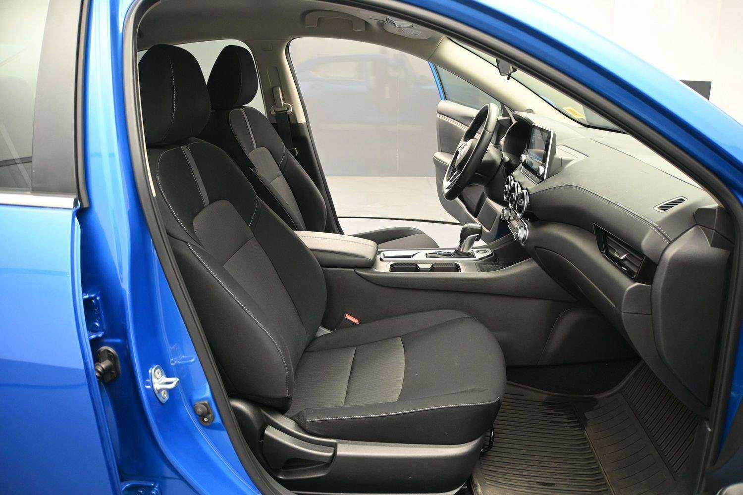 Used 2023 Nissan Sentra SV w/ All-Weather Package FWD image 15