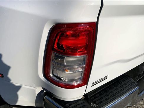 Used 2020 RAM 3500 Tradesman image 19